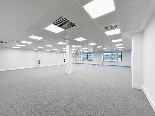 7 bedroom Office for rent in Barcelona city - € 16,080 (Ref: 9941339)