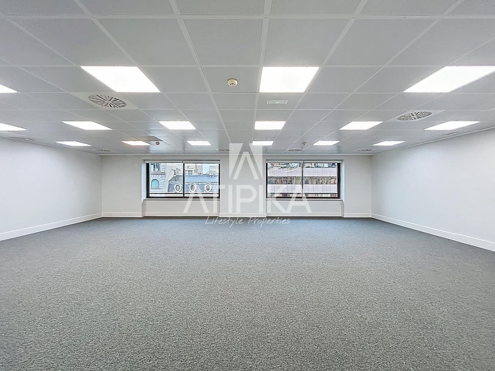 Oficina de 7 habitaciones en Barcelona ciudad en alquiler - 16.080 € (Ref: 9941339)
