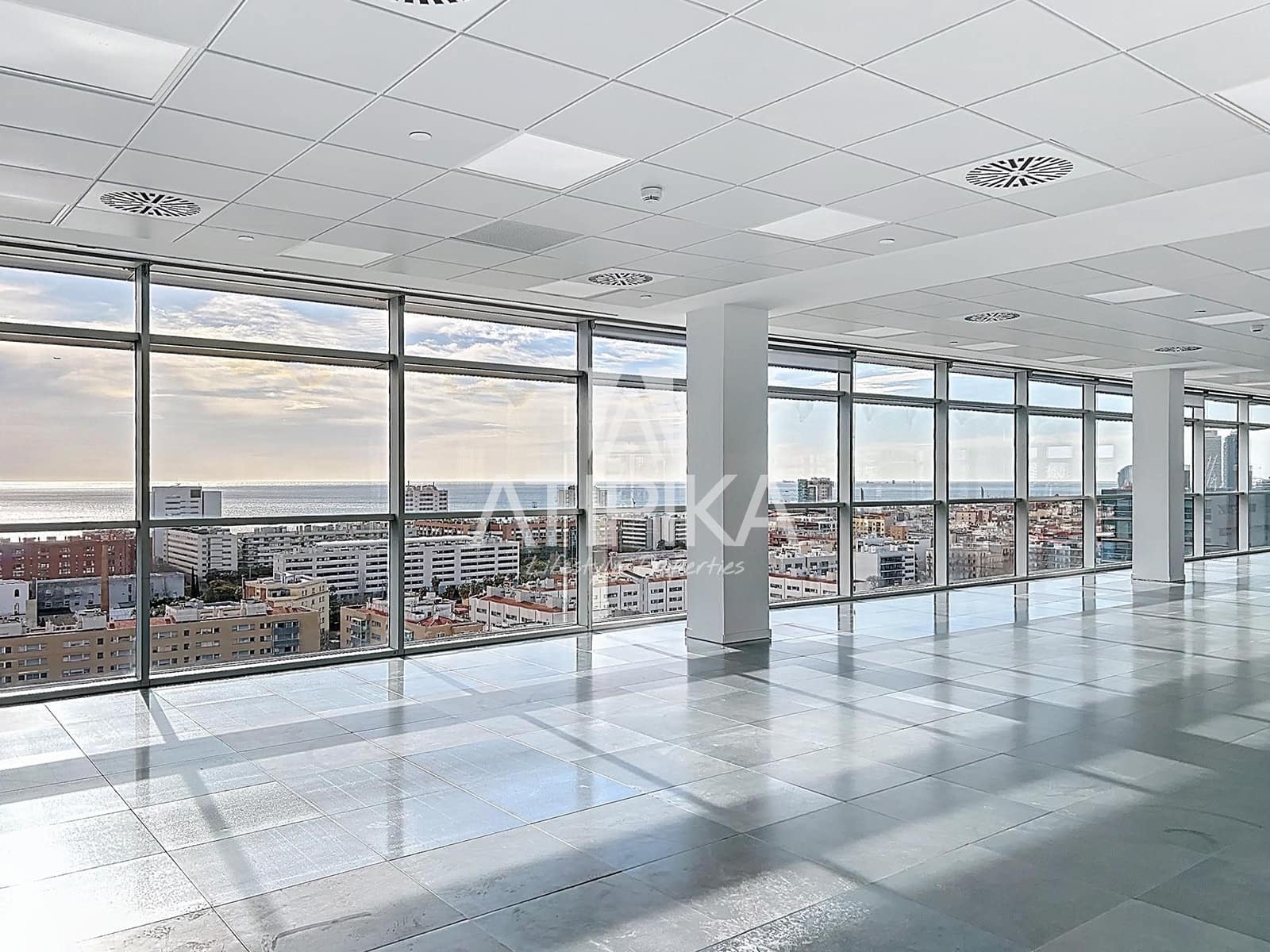 Kontor til leje i Barcelona by - € 14.742 (Ref: 9941340)