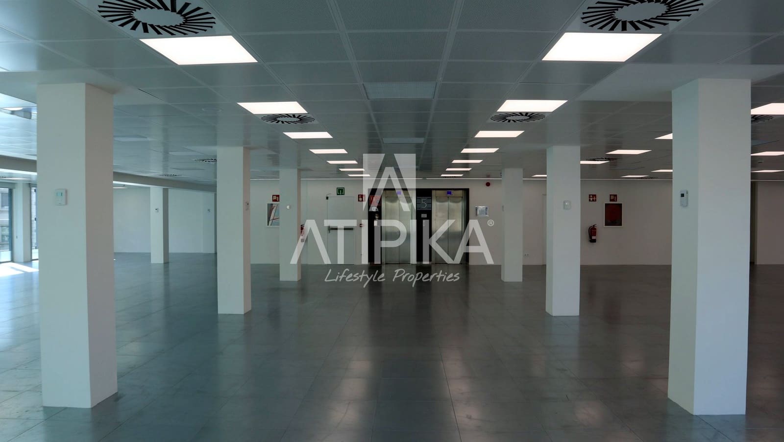 1 Zimmer Büro zu vermieten in Barcelona Stadt mit Garage - 15.875 € (Ref: 9941341)