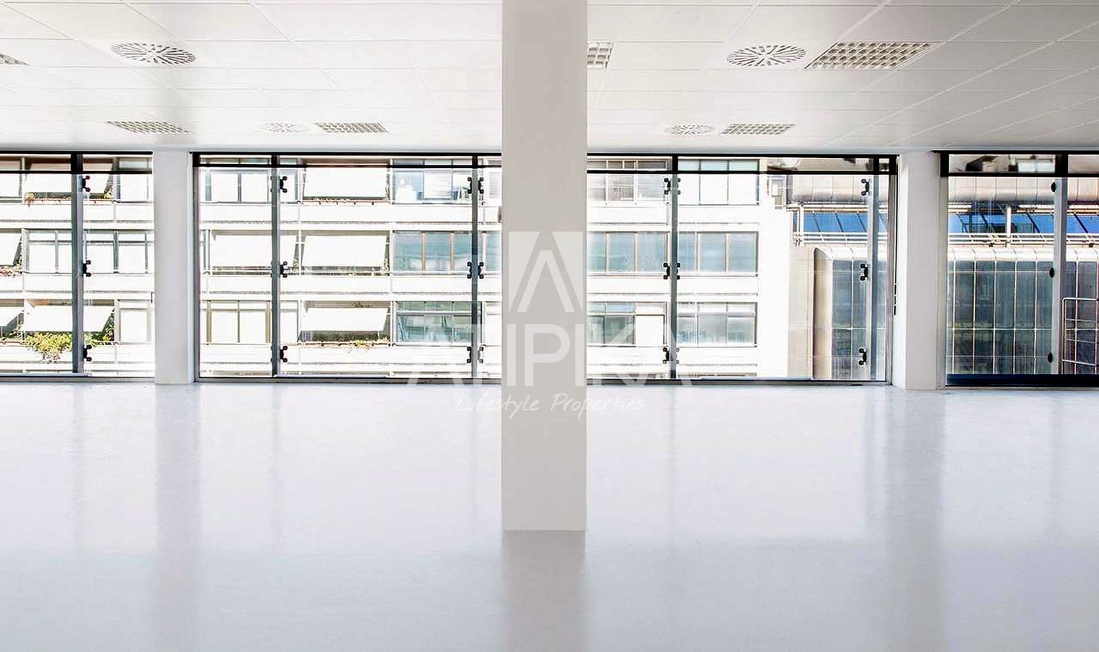 1 Zimmer Büro zu vermieten in Barcelona Stadt mit Garage - 15.875 € (Ref: 9941341)