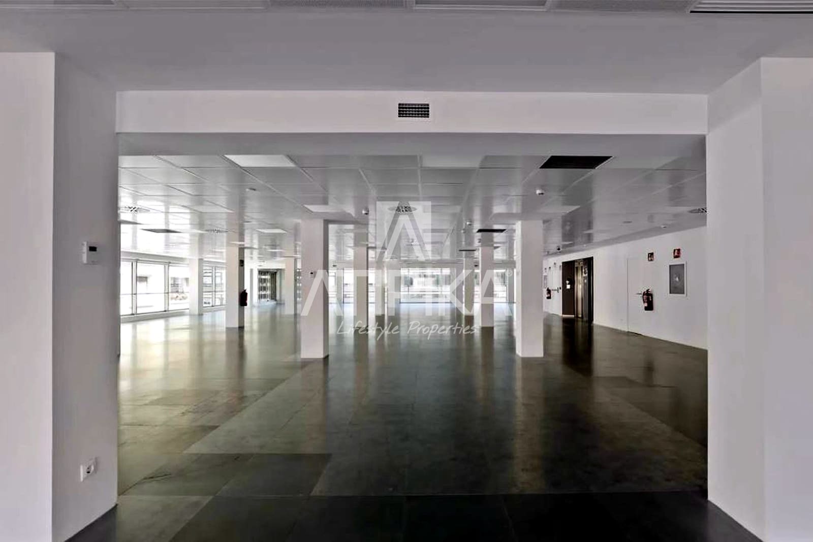 1 Zimmer Büro zu vermieten in Barcelona Stadt mit Garage - 15.875 € (Ref: 9941341)