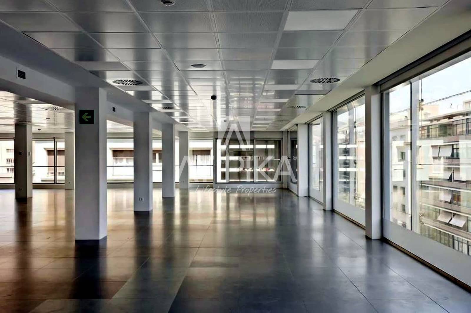 1 Zimmer Büro zu vermieten in Barcelona Stadt mit Garage - 15.875 € (Ref: 9941341)