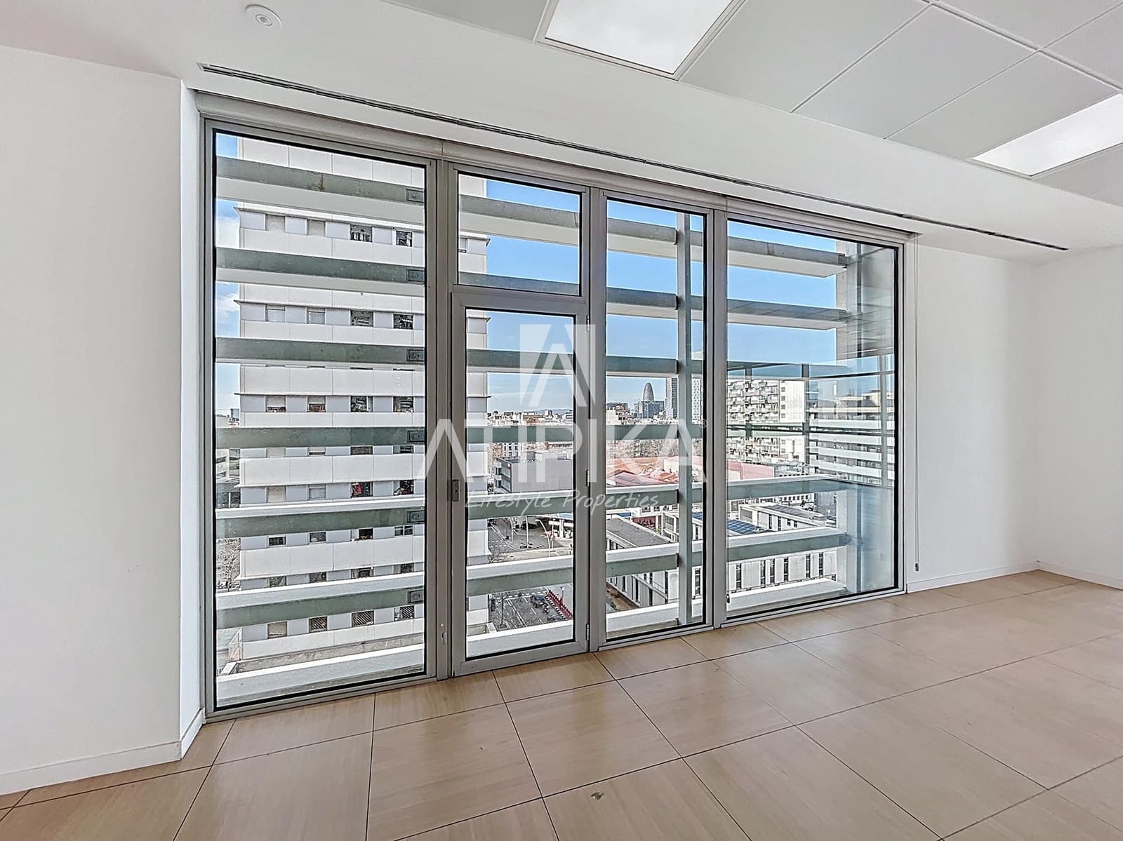 Kontor til leje i Barcelona by - € 5.680 (Ref: 9941342)