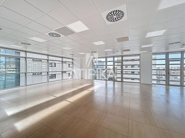 Kontor til leje i Barcelona by - € 6.018 (Ref: 9941343)