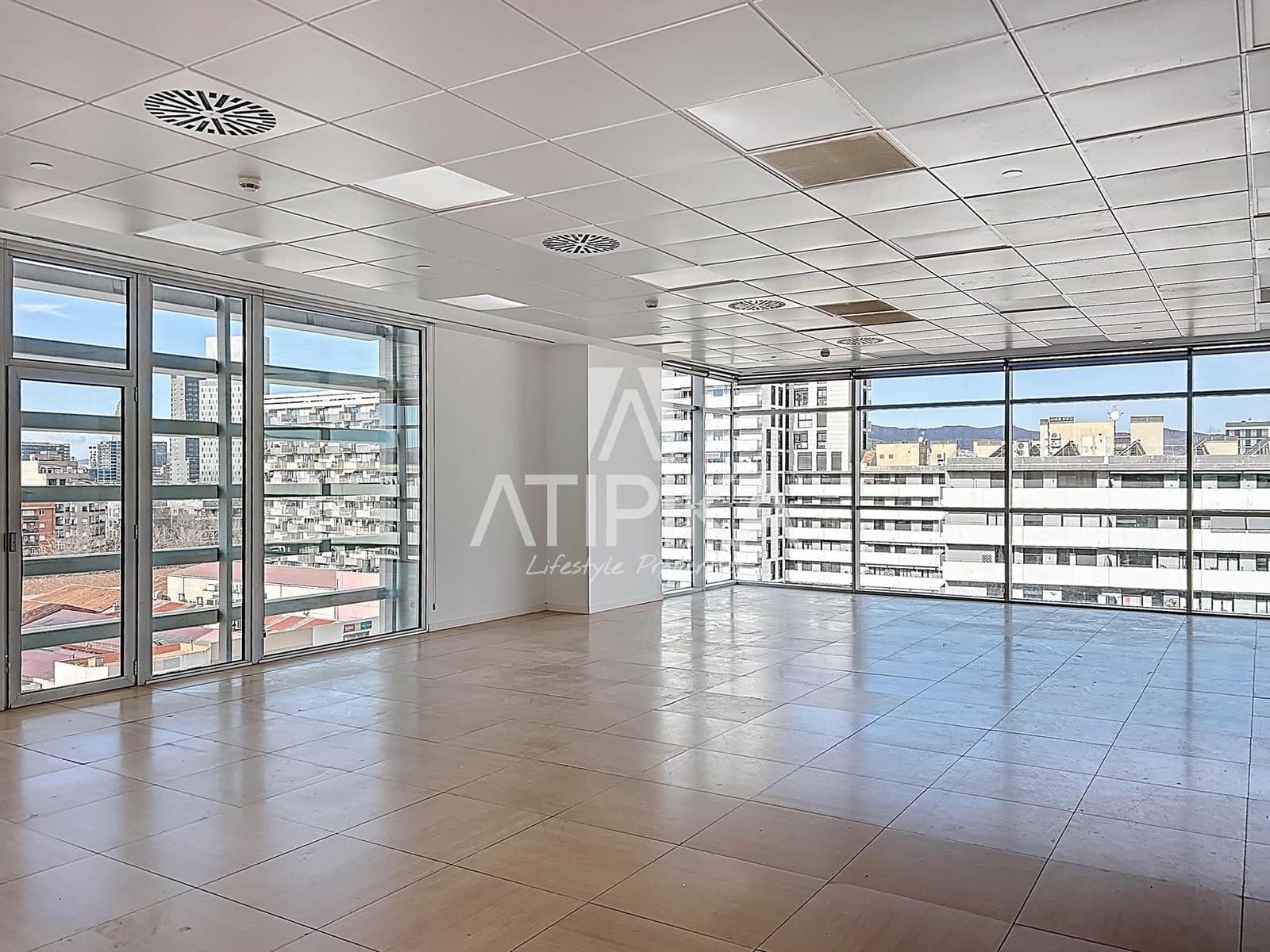 Kontor til leje i Barcelona by - € 6.018 (Ref: 9941343)