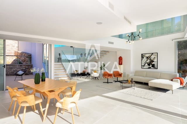 4 soverom Villa til salgs i Sitges med svømmebasseng - € 2 800 000 (Ref: 9941346)