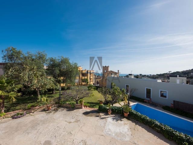 11 soveværelse Finca/Landehus til salg i Cabrera de Mar med swimmingpool - € 1.200.000 (Ref: 9941347)
