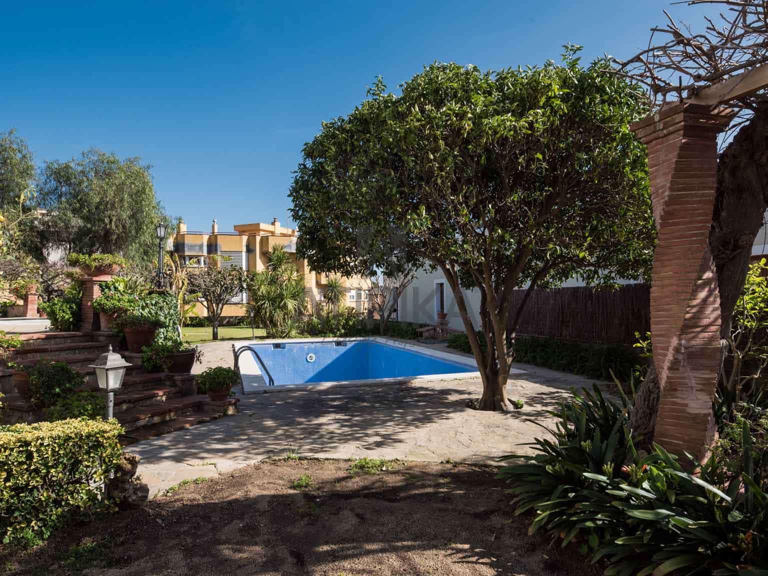 11 soveværelse Finca/Landehus til salg i Cabrera de Mar med swimmingpool - € 1.200.000 (Ref: 9941347)