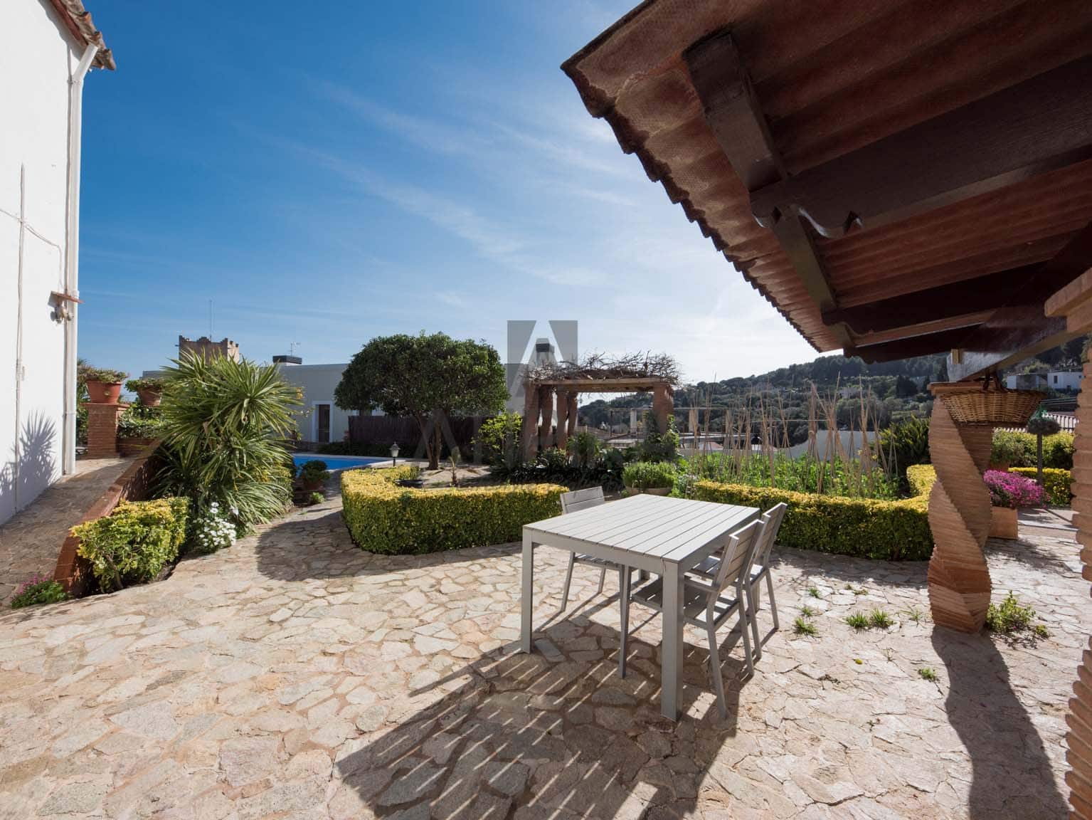 11 soveværelse Finca/Landehus til salg i Cabrera de Mar med swimmingpool - € 1.200.000 (Ref: 9941347)
