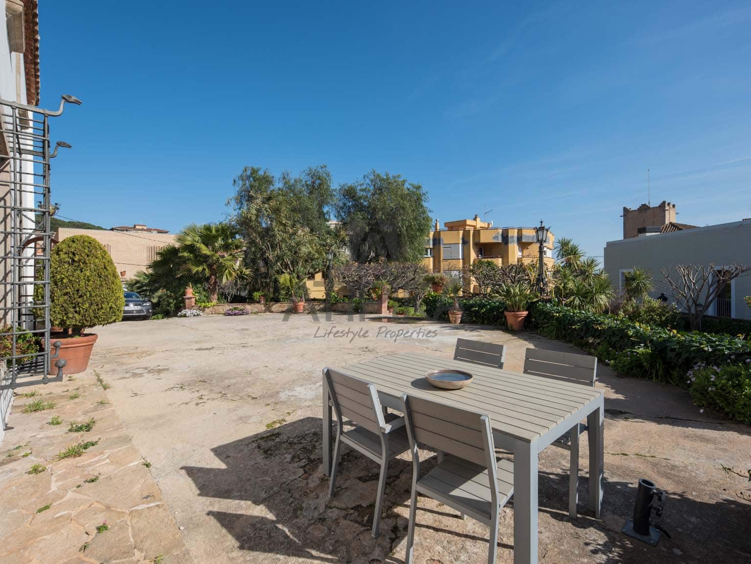11 soveværelse Finca/Landehus til salg i Cabrera de Mar med swimmingpool - € 1.200.000 (Ref: 9941347)