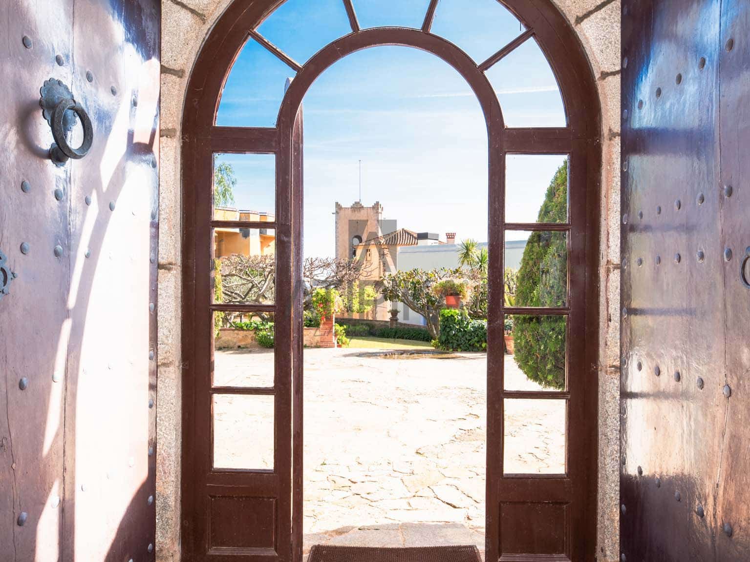 11 soveværelse Finca/Landehus til salg i Cabrera de Mar med swimmingpool - € 1.200.000 (Ref: 9941347)