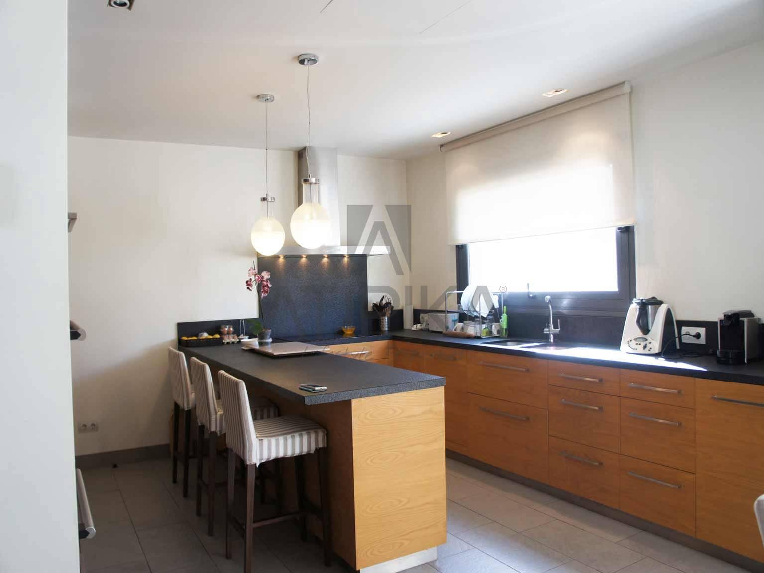 4 bedroom Villa for sale in Mahon / Mao with pool - € 1,300,000 (Ref: 9941349)