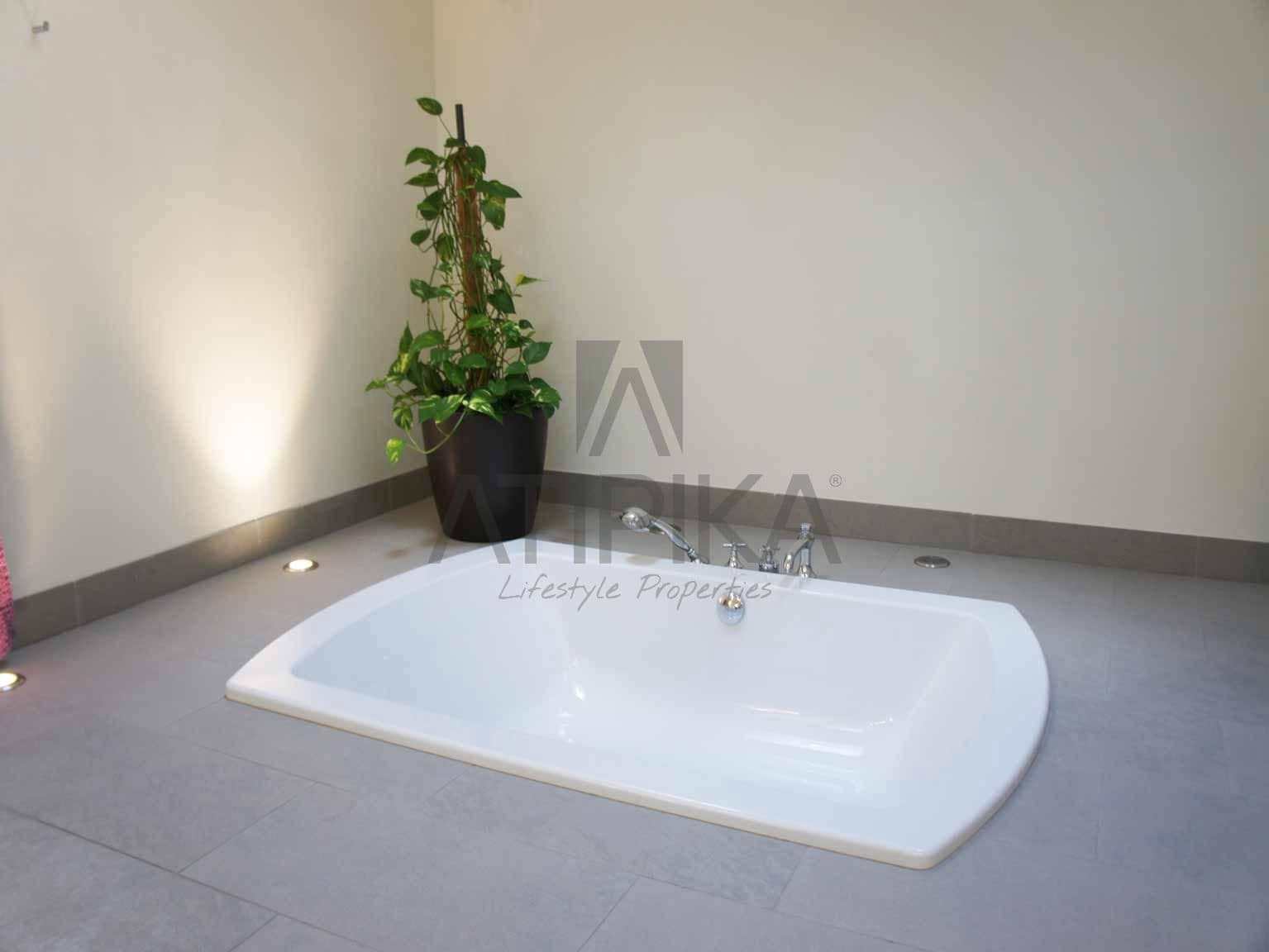 4 bedroom Villa for sale in Mahon / Mao with pool - € 1,300,000 (Ref: 9941349)