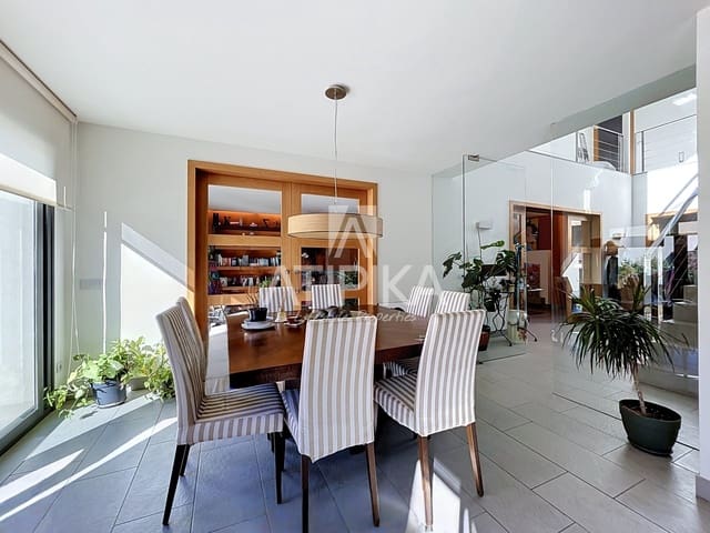 4 quarto Moradia para venda em Mahón / Maó com piscina garagem - 1 300 000 € (Ref: 9941349)