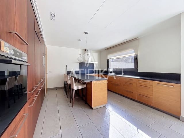 4 quarto Moradia para venda em Mahón / Maó com piscina garagem - 1 300 000 € (Ref: 9941349)