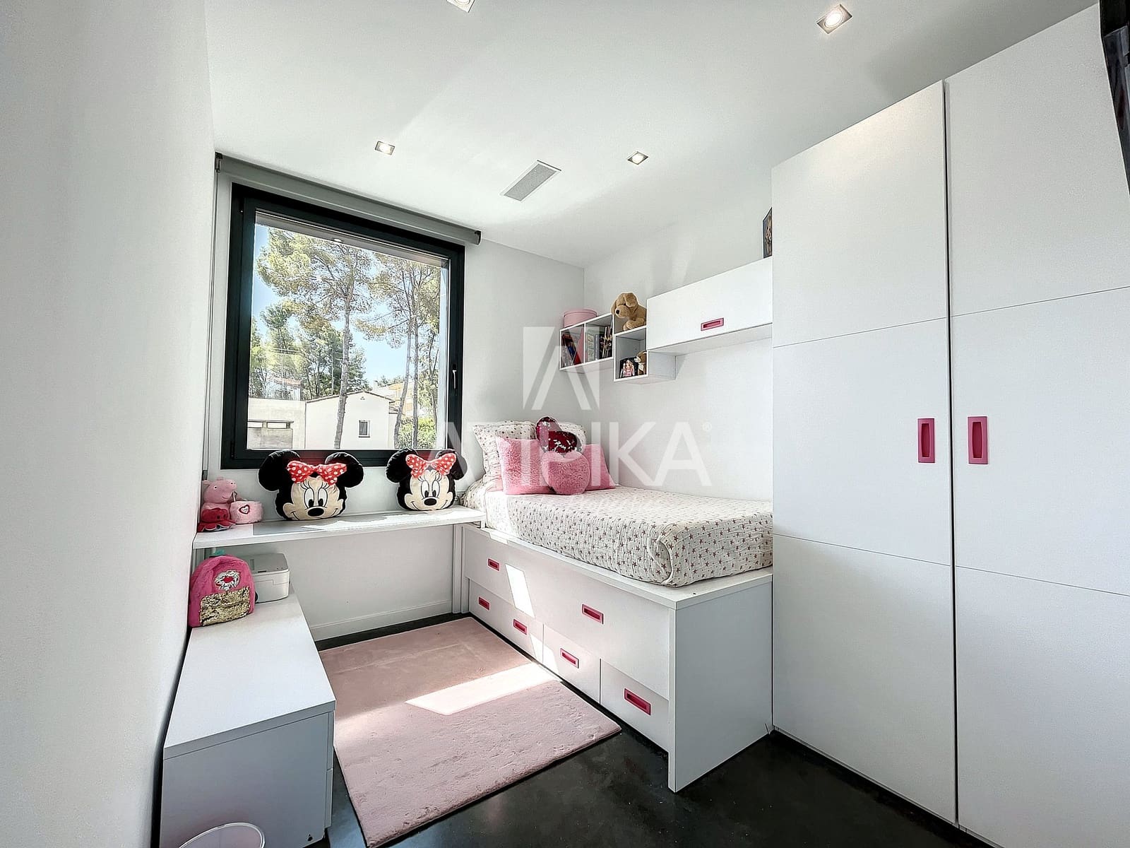5 sypialnia Willa do wynajęcia w Castelldefels z basenem garażem - 11 000 € (Ref: 9941352)