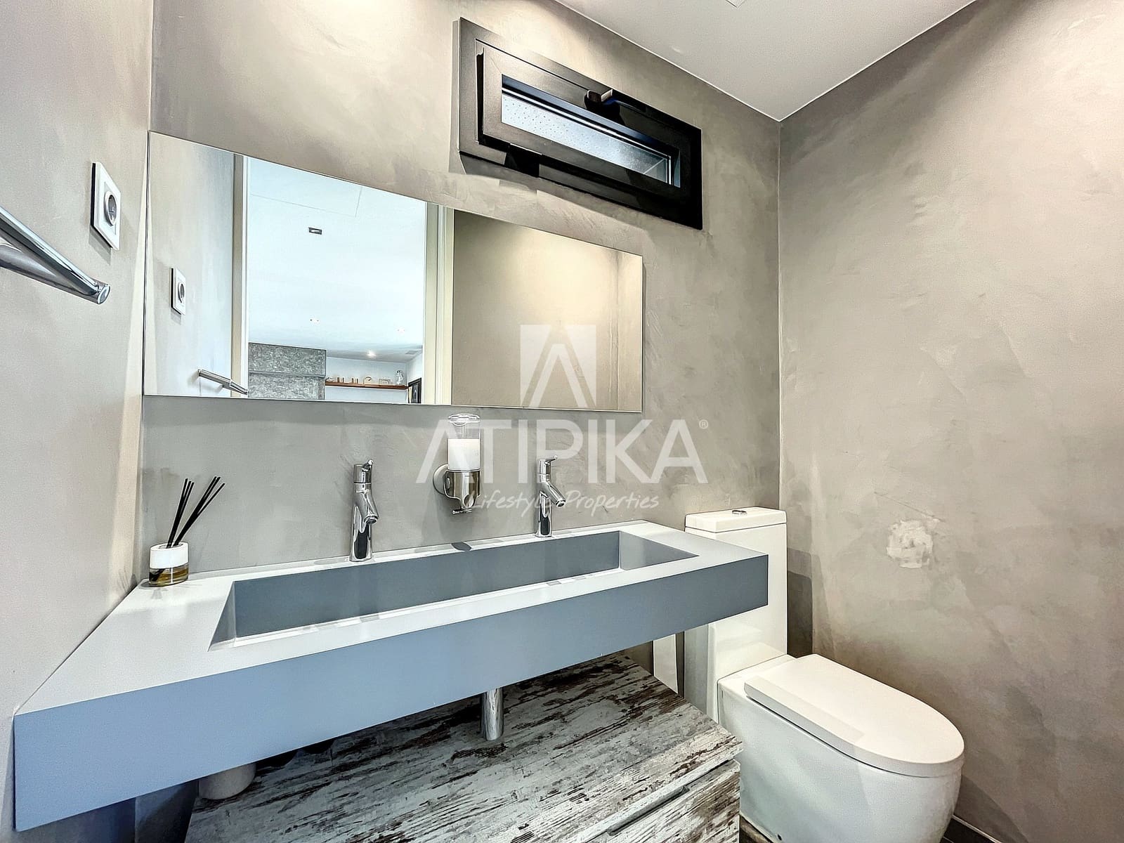 5 sypialnia Willa do wynajęcia w Castelldefels z basenem garażem - 11 000 € (Ref: 9941352)