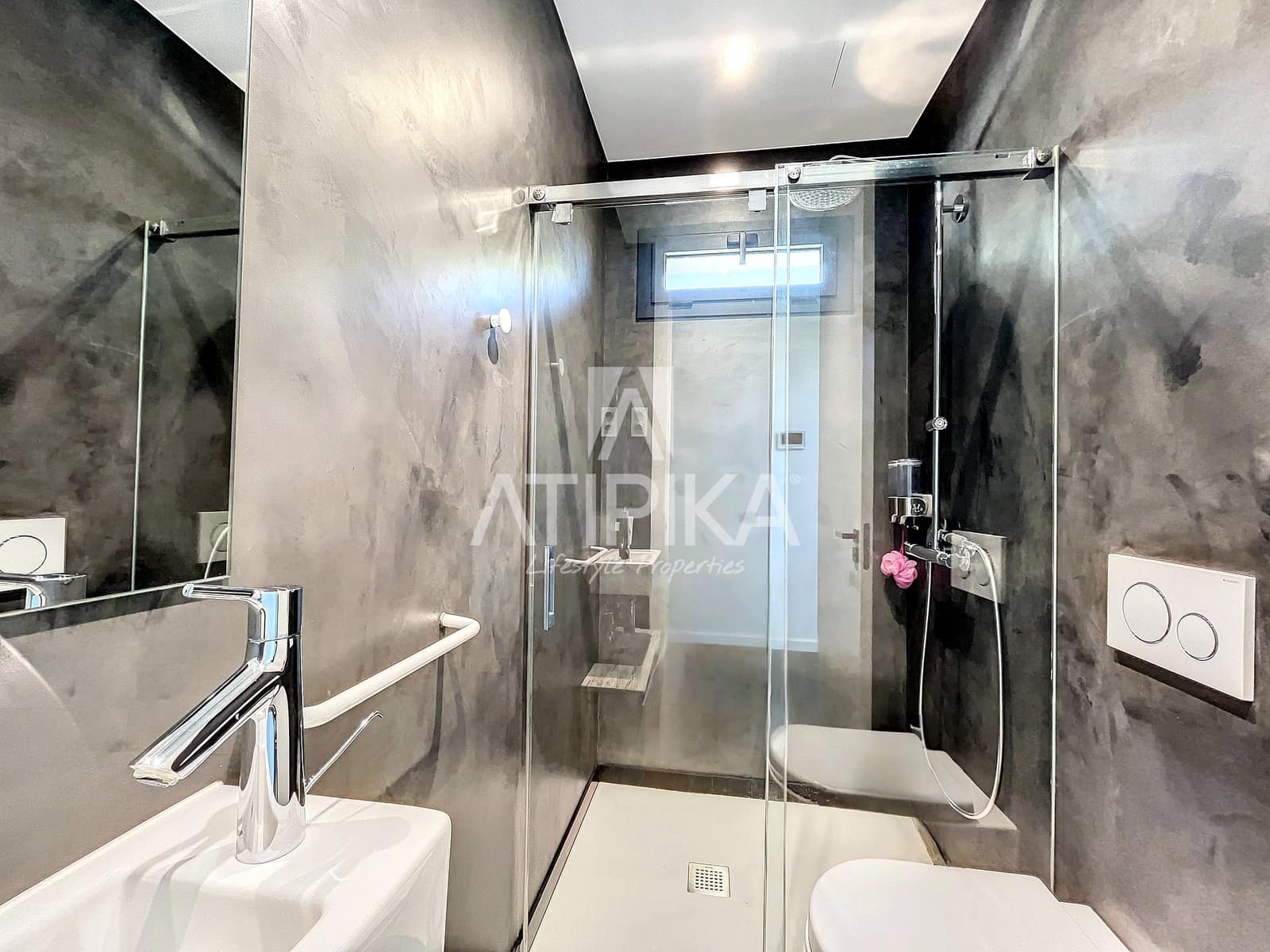 5 sypialnia Willa do wynajęcia w Castelldefels z basenem garażem - 11 000 € (Ref: 9941352)