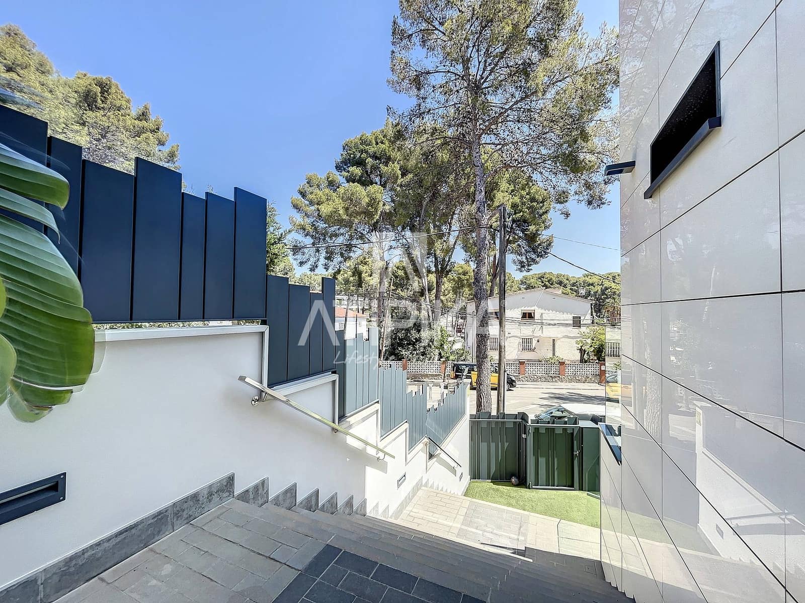 5 sypialnia Willa do wynajęcia w Castelldefels z basenem garażem - 11 000 € (Ref: 9941352)