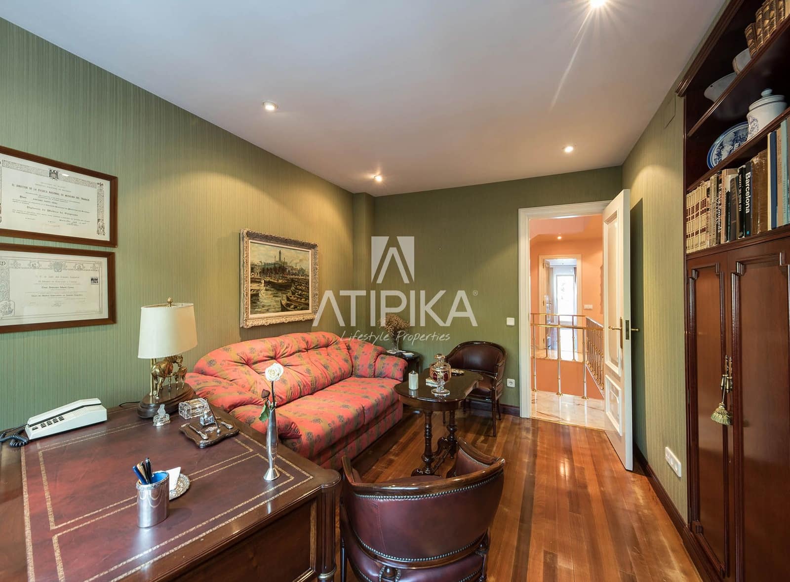 6 Zimmer Villa zu verkaufen in Barcelona Stadt mit Pool - 4.100.000 € (Ref: 9941354)