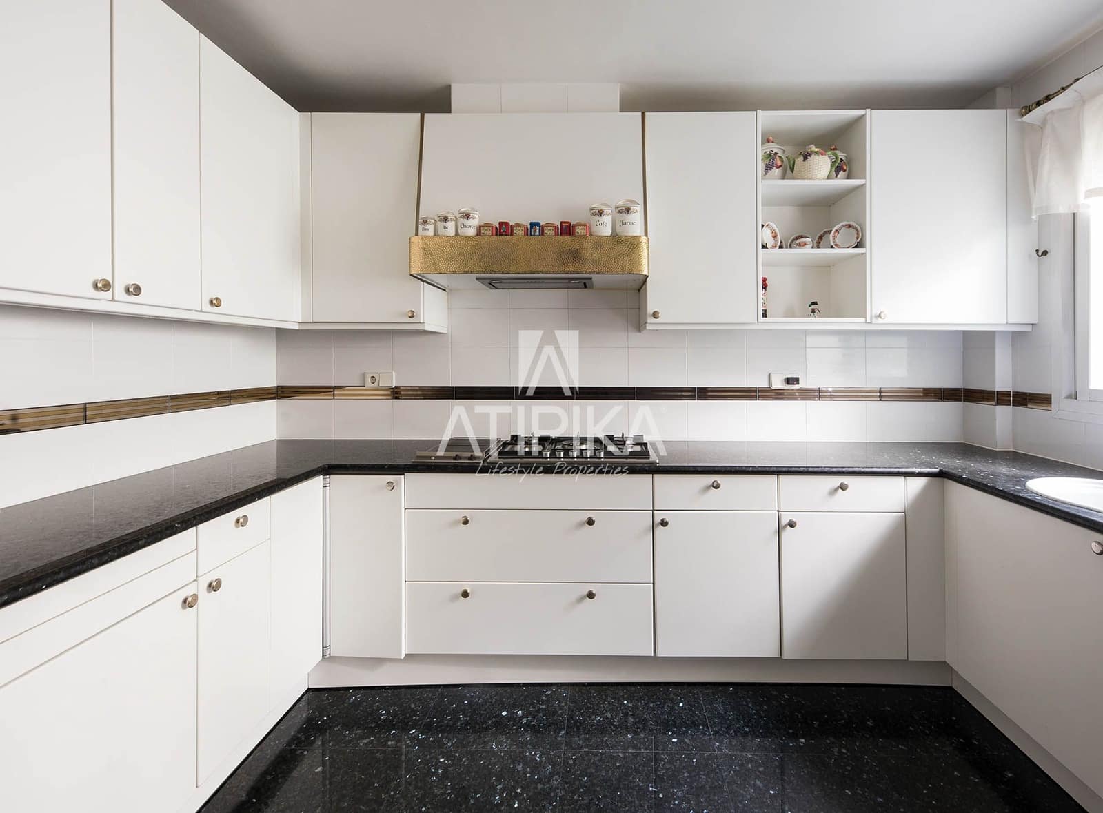 6 Zimmer Villa zu verkaufen in Barcelona Stadt mit Pool - 4.100.000 € (Ref: 9941354)