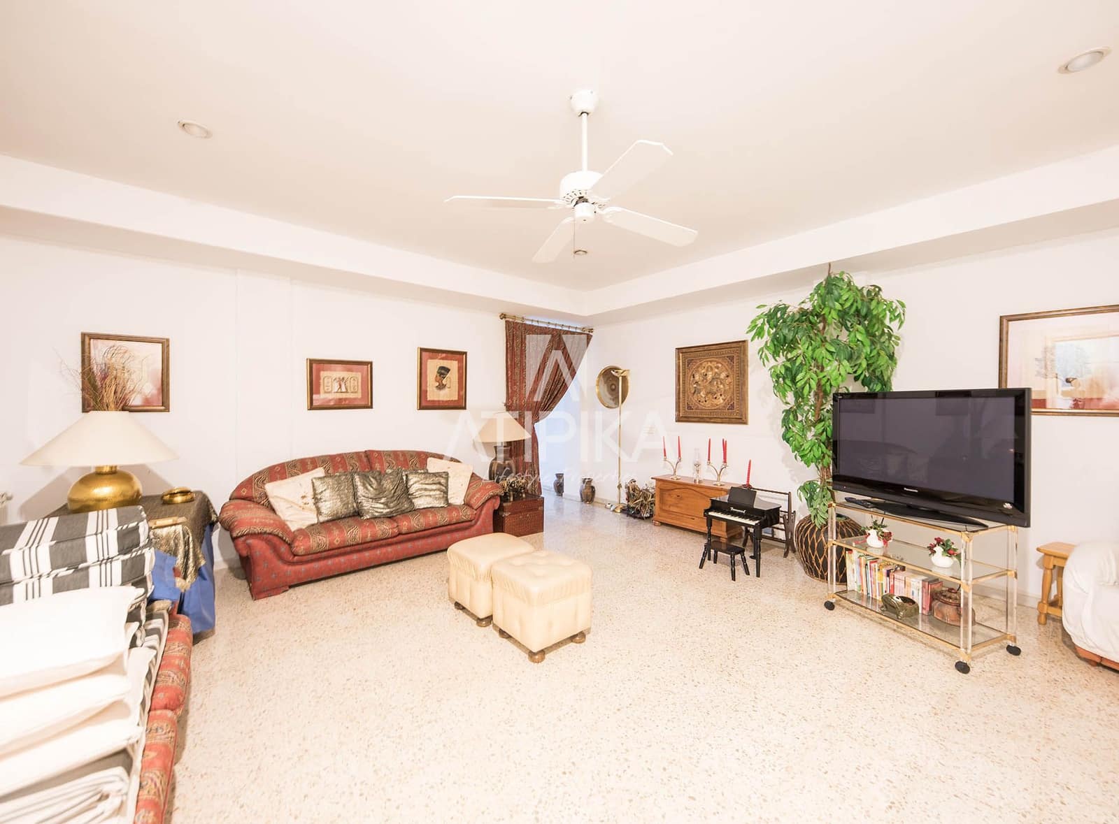 6 Zimmer Villa zu verkaufen in Barcelona Stadt mit Pool - 4.100.000 € (Ref: 9941354)
