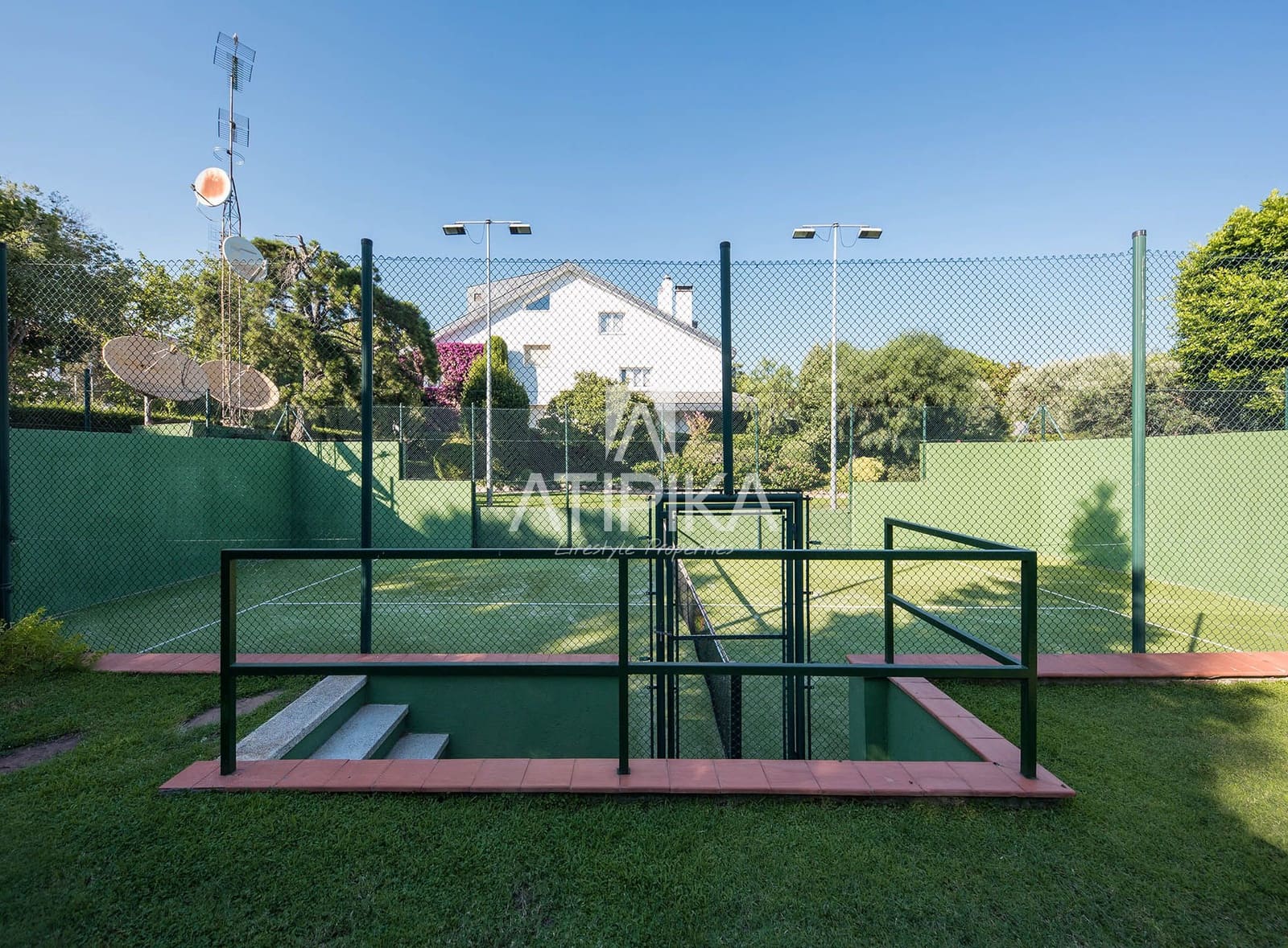 6 Zimmer Villa zu verkaufen in Barcelona Stadt mit Pool - 4.100.000 € (Ref: 9941354)