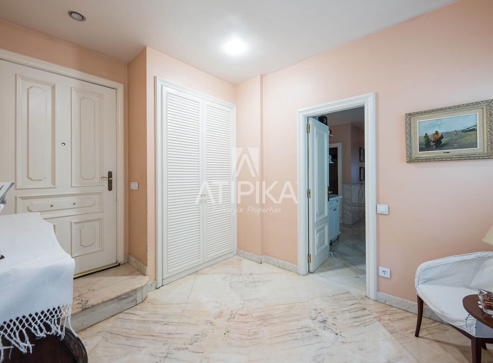 6 Zimmer Villa zu verkaufen in Barcelona Stadt mit Pool - 4.100.000 € (Ref: 9941354)