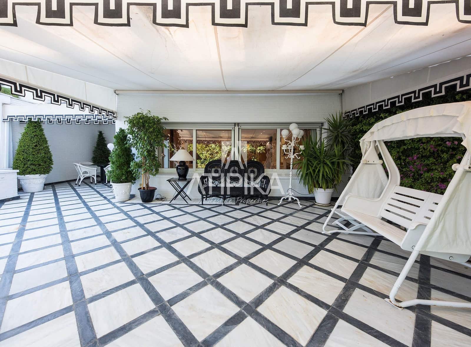 6 Zimmer Villa zu verkaufen in Barcelona Stadt mit Pool - 4.100.000 € (Ref: 9941354)