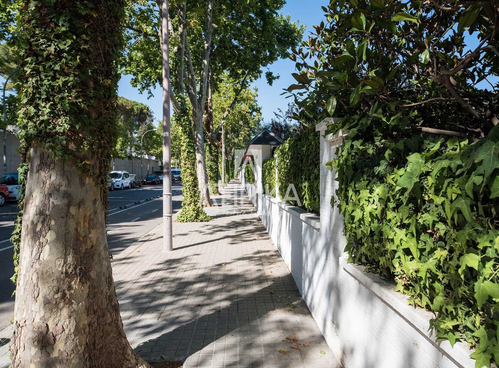 6 Zimmer Villa zu verkaufen in Barcelona Stadt mit Pool - 4.100.000 € (Ref: 9941354)