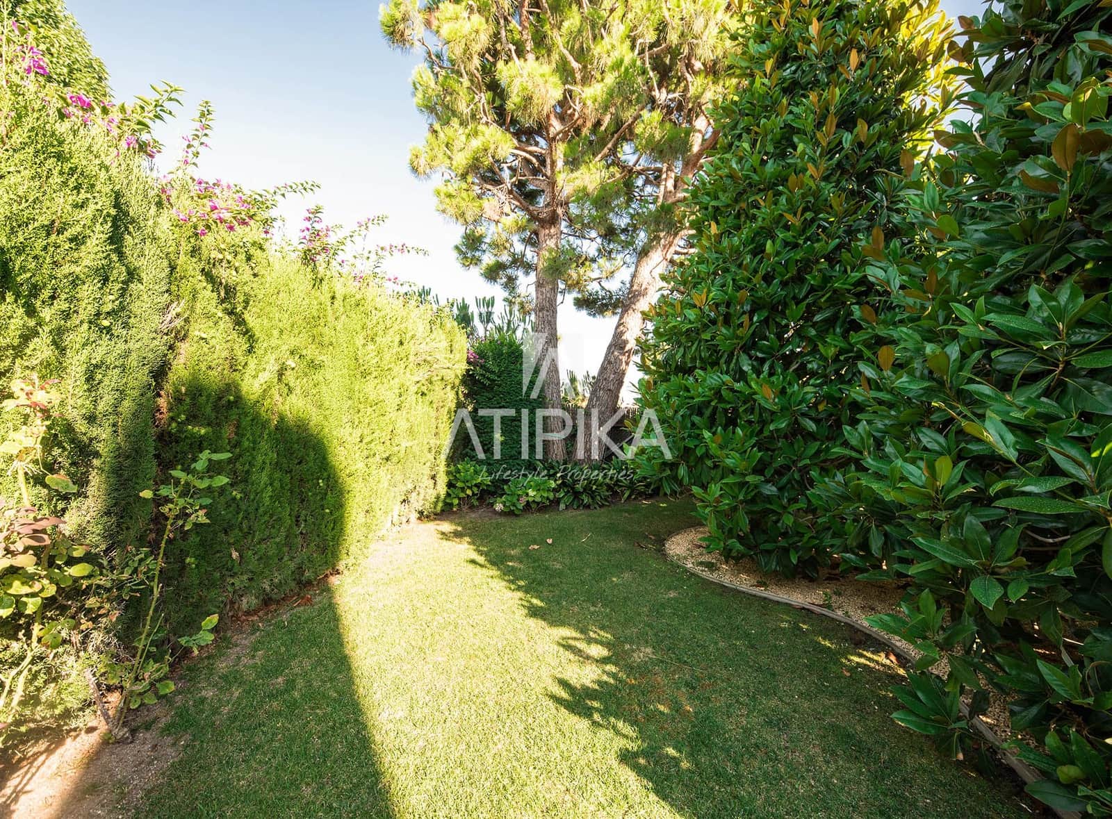 6 Zimmer Villa zu verkaufen in Barcelona Stadt mit Pool - 4.100.000 € (Ref: 9941354)