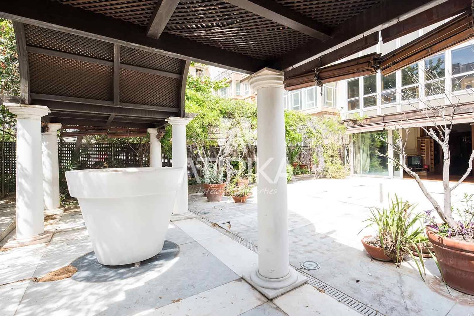 4 Zimmer Apartment zu verkaufen in Barcelona Stadt - 13.800.000 € (Ref: 9941355)