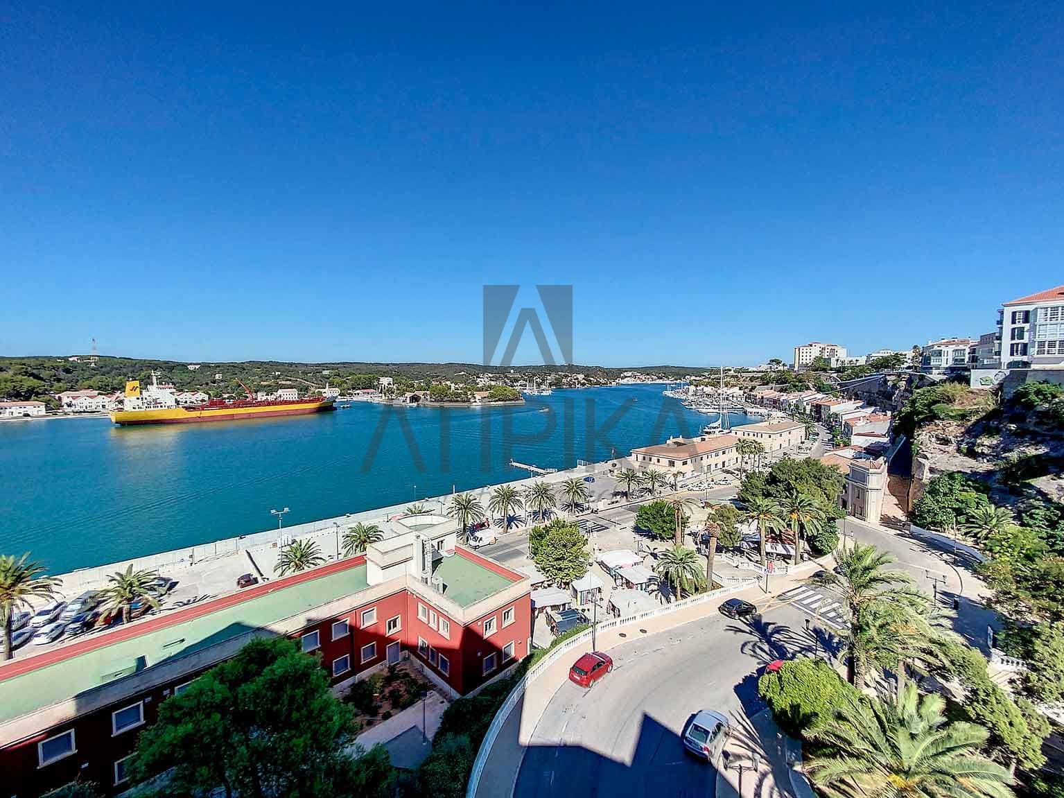 19 bedroom Villa for sale in Mahon / Mao - € 1,590,750 (Ref: 9941356)