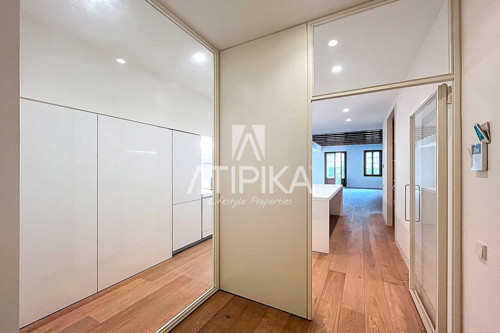 3 bedroom Apartment for sale in Barcelona city - € 1,400,000 (Ref: 9941358)