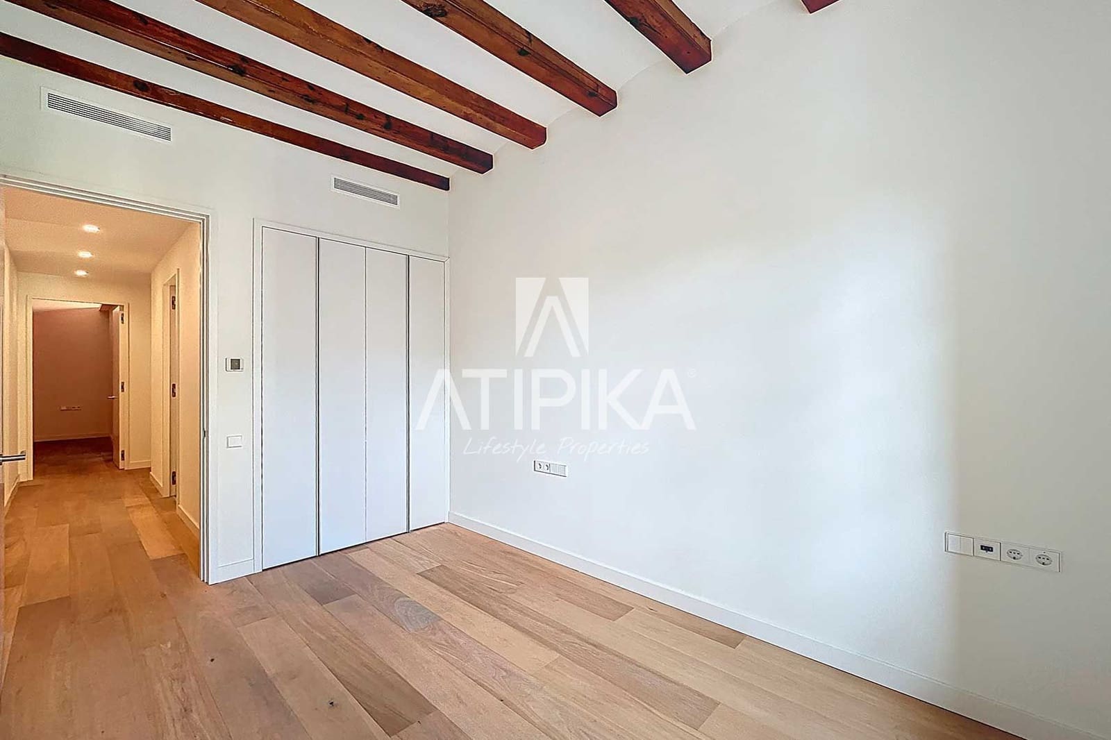 3 bedroom Apartment for sale in Barcelona city - € 1,400,000 (Ref: 9941358)