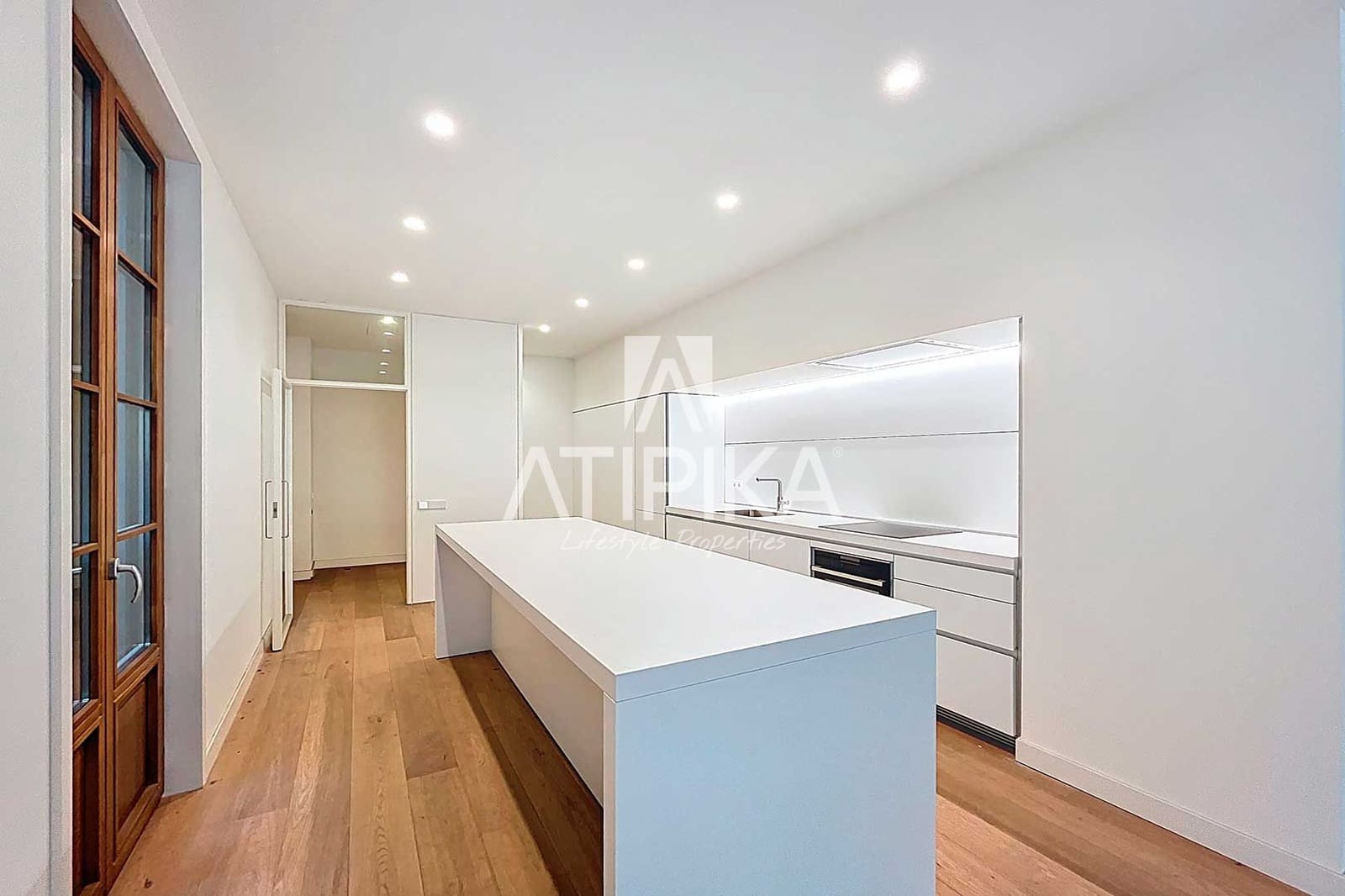 3 bedroom Apartment for sale in Barcelona city - € 1,400,000 (Ref: 9941358)