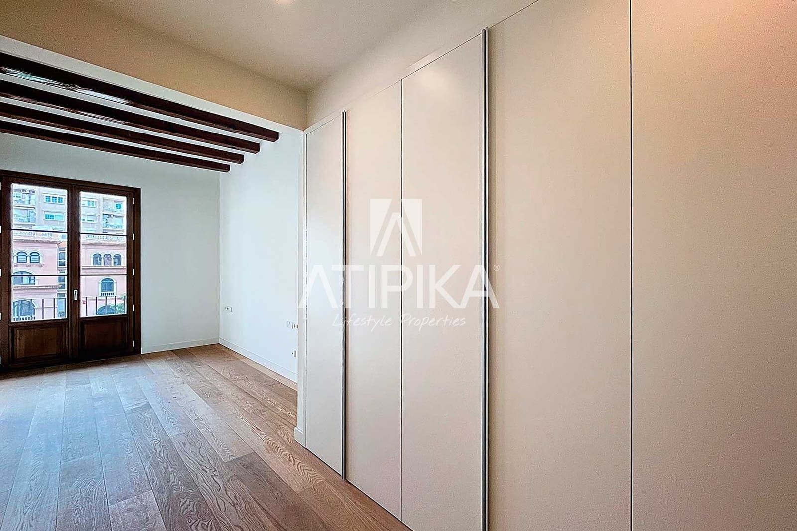 3 bedroom Apartment for sale in Barcelona city - € 1,400,000 (Ref: 9941358)