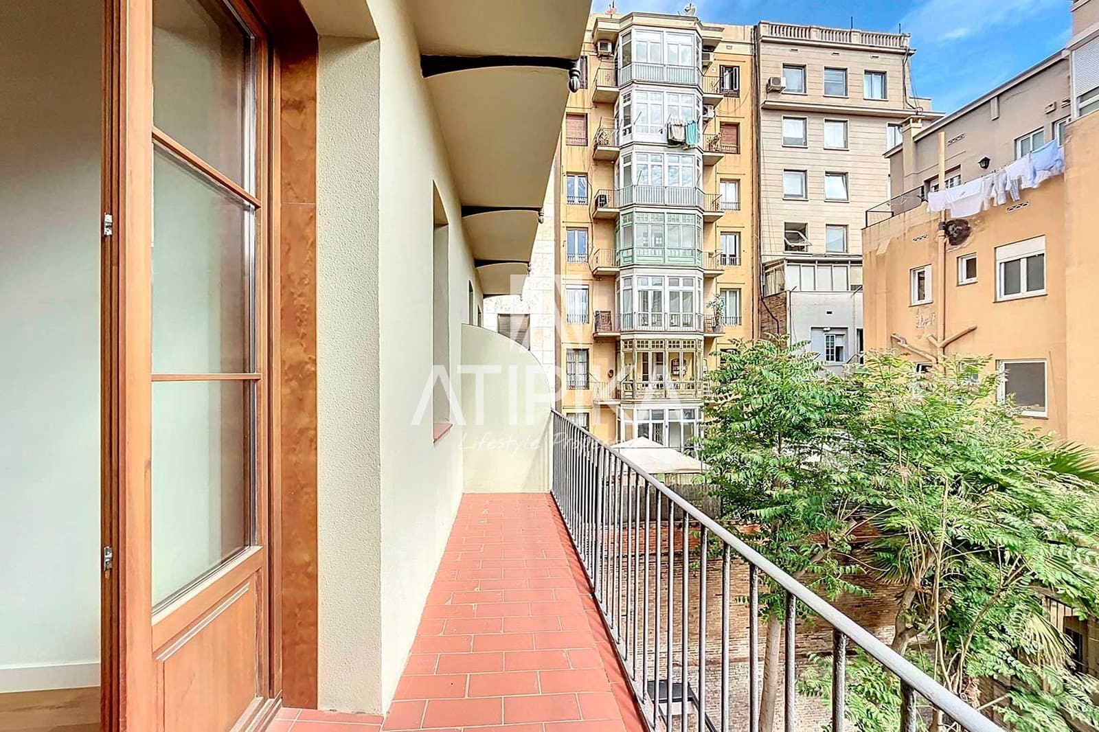 3 bedroom Apartment for sale in Barcelona city - € 1,400,000 (Ref: 9941358)