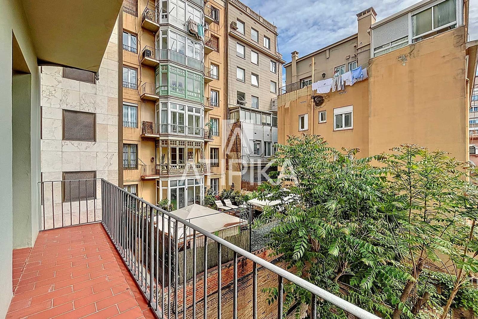 3 bedroom Apartment for sale in Barcelona city - € 1,400,000 (Ref: 9941358)