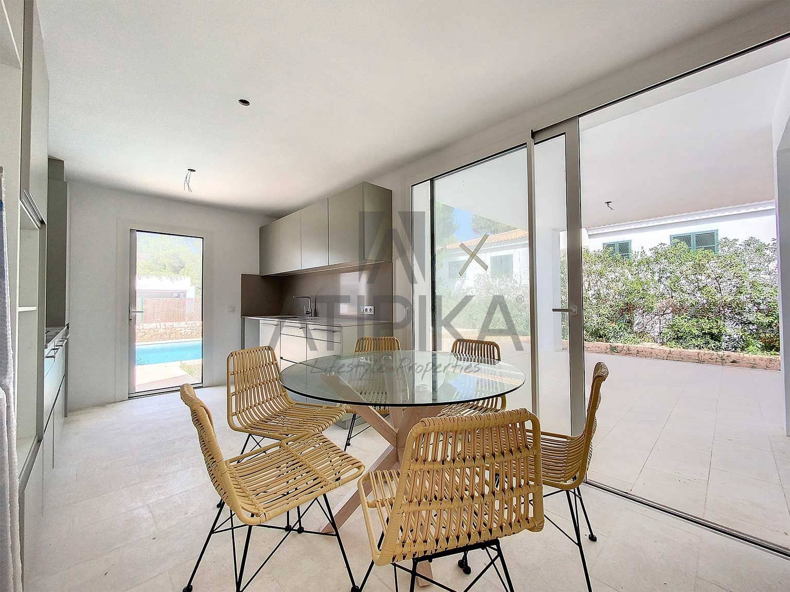 3 bedroom Villa for sale in Coves Noves with pool - € 750,000 (Ref: 9941360)
