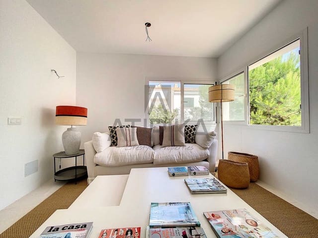 Chalet de 3 habitaciones en Coves Noves, Es Mercadal en venta con piscina - 750.000 € (Ref: 9941360)