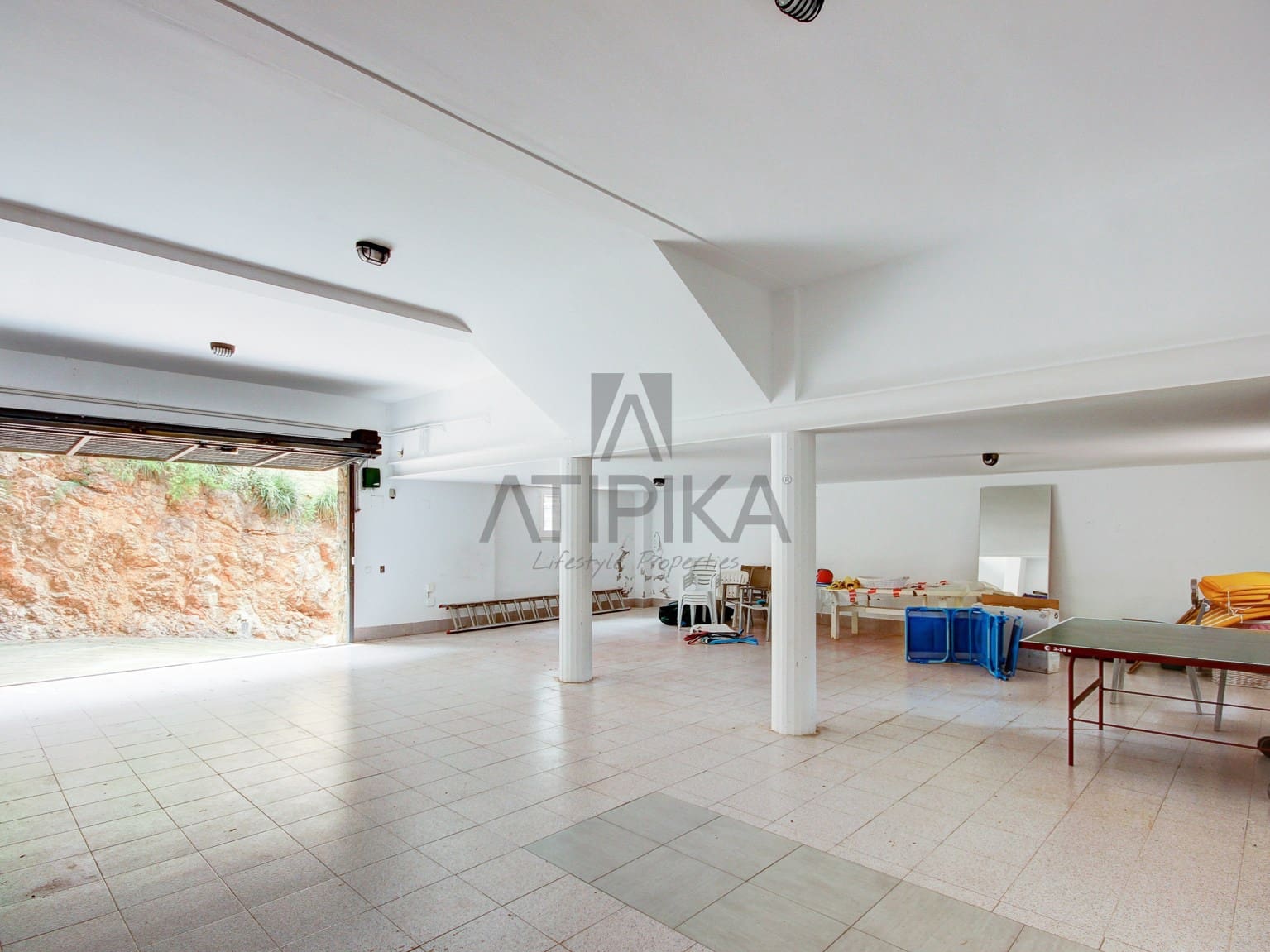 7 makuuhuone Huvila myytävänä paikassa Castelldefels mukana uima-altaan - 1 900 000 € (Ref: 9941381)