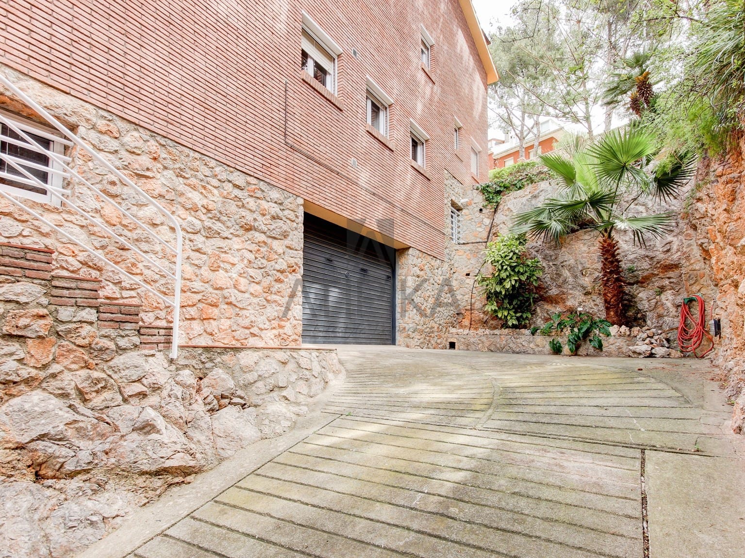 7 makuuhuone Huvila myytävänä paikassa Castelldefels mukana uima-altaan - 1 900 000 € (Ref: 9941381)