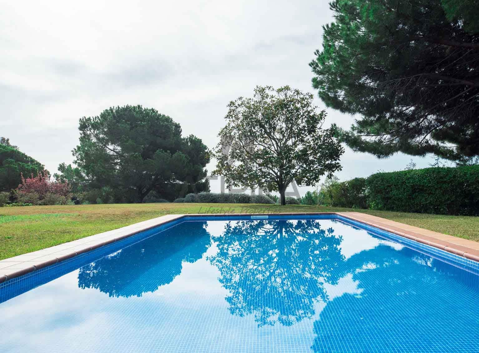5 soveværelse Villa til salg i Sant Vicenc de Montalt med swimmingpool - € 1.575.000 (Ref: 9941382)