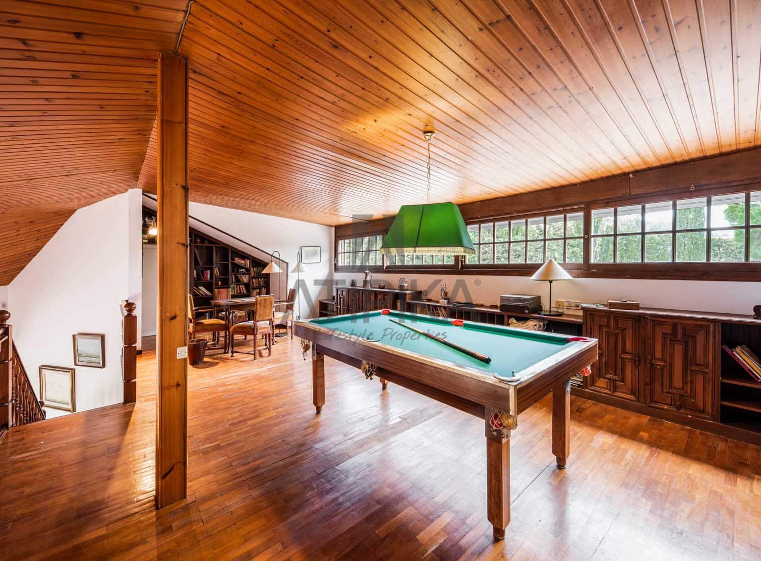 5 soveværelse Villa til salg i Sant Vicenc de Montalt med swimmingpool - € 1.575.000 (Ref: 9941382)