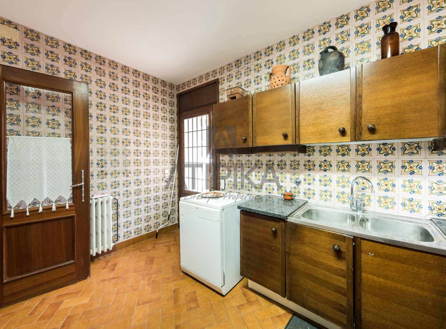 5 soveværelse Villa til salg i Sant Vicenc de Montalt med swimmingpool - € 1.575.000 (Ref: 9941382)