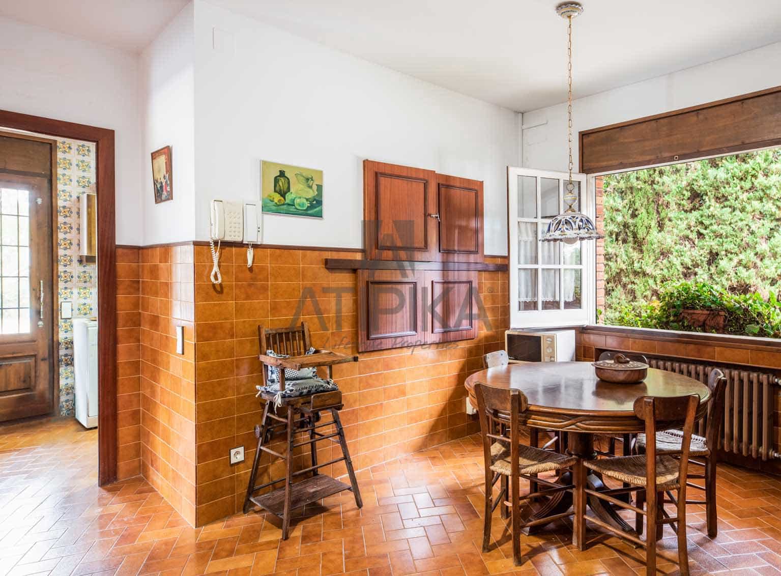 5 soveværelse Villa til salg i Sant Vicenc de Montalt med swimmingpool - € 1.575.000 (Ref: 9941382)