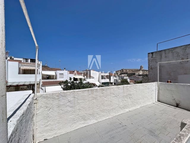 5 bedroom Villa for sale in Mahón / Maó - € 520,000 (Ref: 9941383)