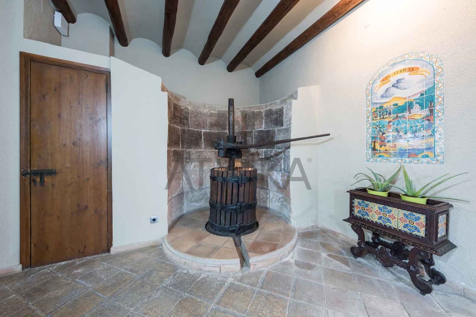 8 soveværelse Finca/Landehus til salg i Puigdalber med swimmingpool - € 1.925.000 (Ref: 9941384)